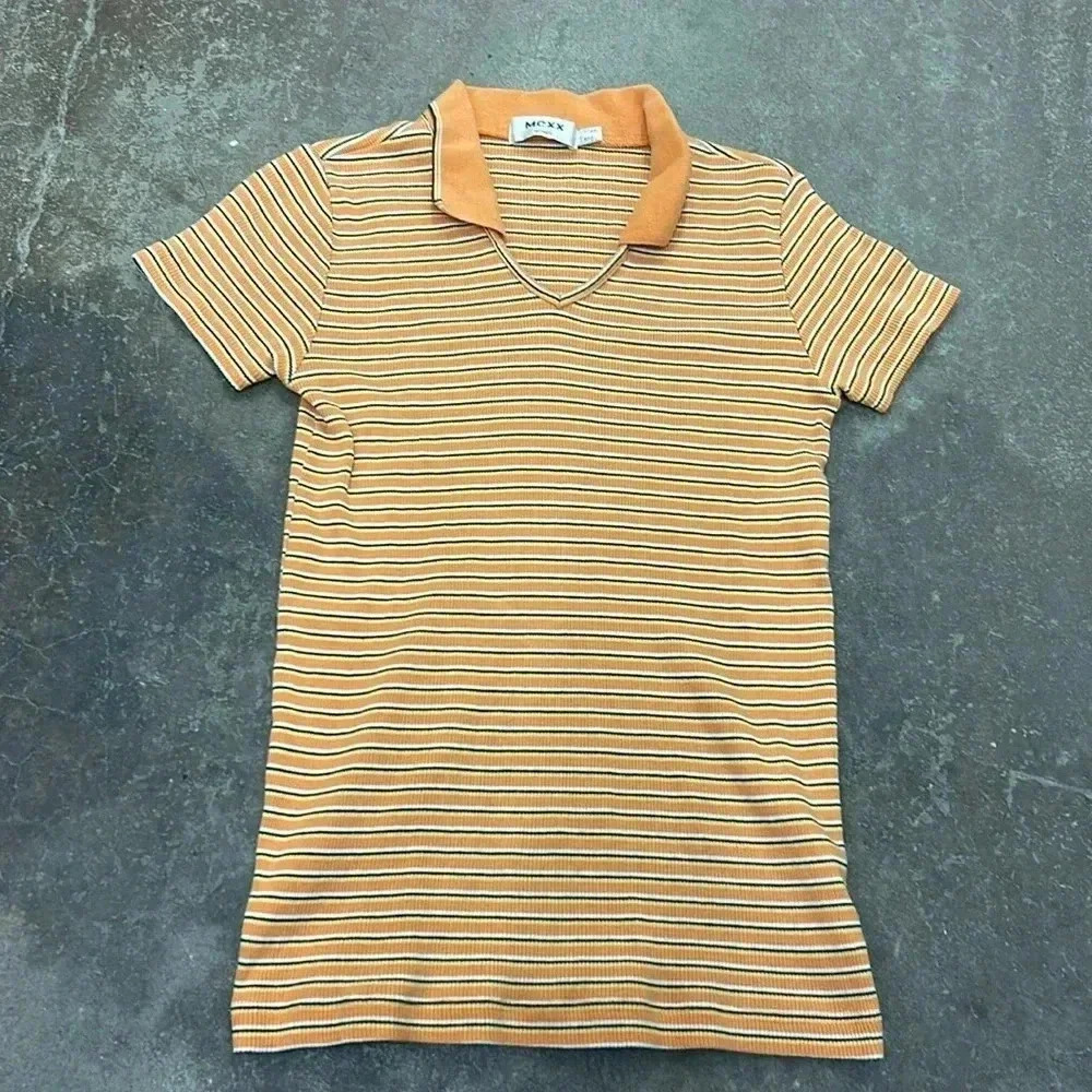 Vintage  Mexx ribbed collared tshirt‎